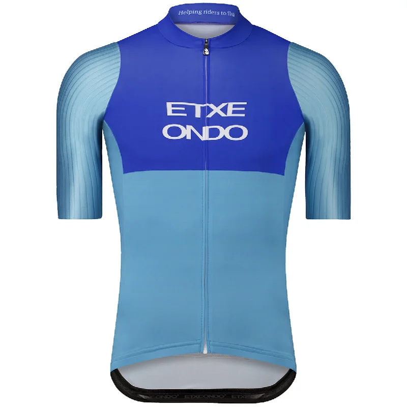 cycling clothing with long length-Maglia Etxeondo On Aero - Blu