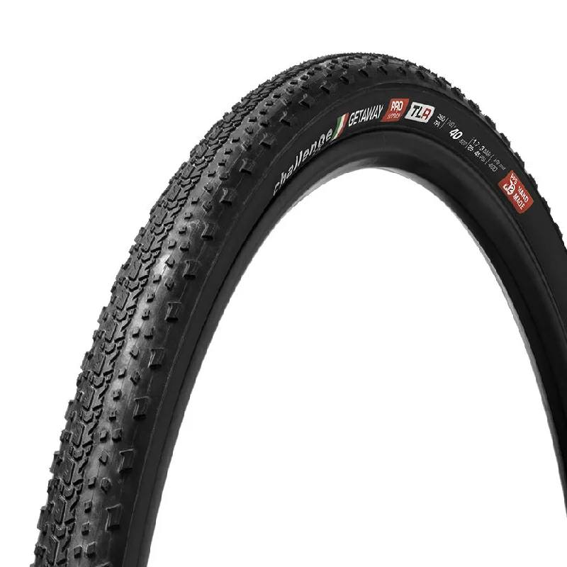 Challenge Tire Getaway Pro TLR Tire 700 x 40 Black