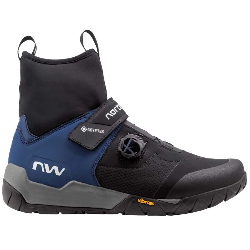 cycling clothing with custom logos-Scarpe mtb Northwave Multicross Plus GTX - Nero blu