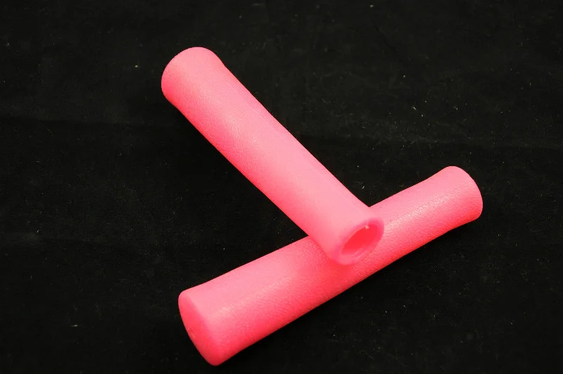 gel bicycle grips-TRENDY BRIGHT PINK HANDLEBAR GRIPS 160mm LONG IDEAL FIXIES & MOST BIKES