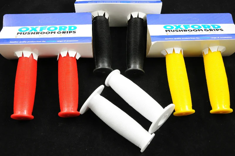 colorful kids bicycle grips-MUSHROOM TYPE BMX HANDLEBAR GRIPS CHOICE OF RED,YELLOW BLACK OR WHITE NEW