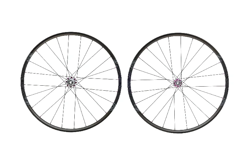 Industry Nine UL250 Carbon Tubeless 700c Wheelset